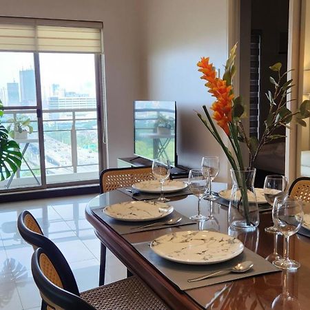 Casa Antonio At Fairway Terraces Family Penthouse 2Br Wi-Fi Nr Golf, Airport, Fort Bgc Manille Extérieur photo
