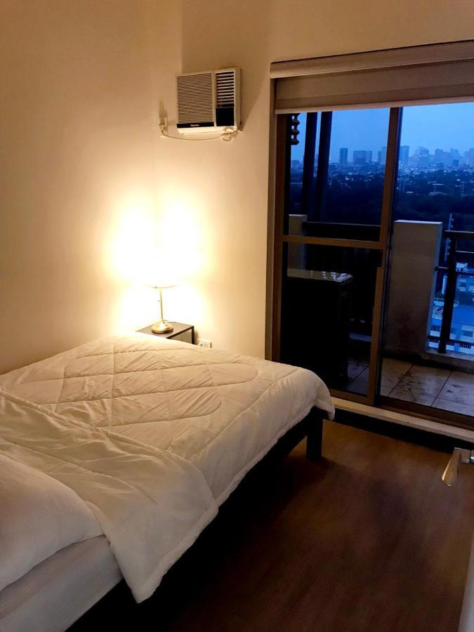 Casa Antonio At Fairway Terraces Family Penthouse 2Br Wi-Fi Nr Golf, Airport, Fort Bgc Manille Extérieur photo