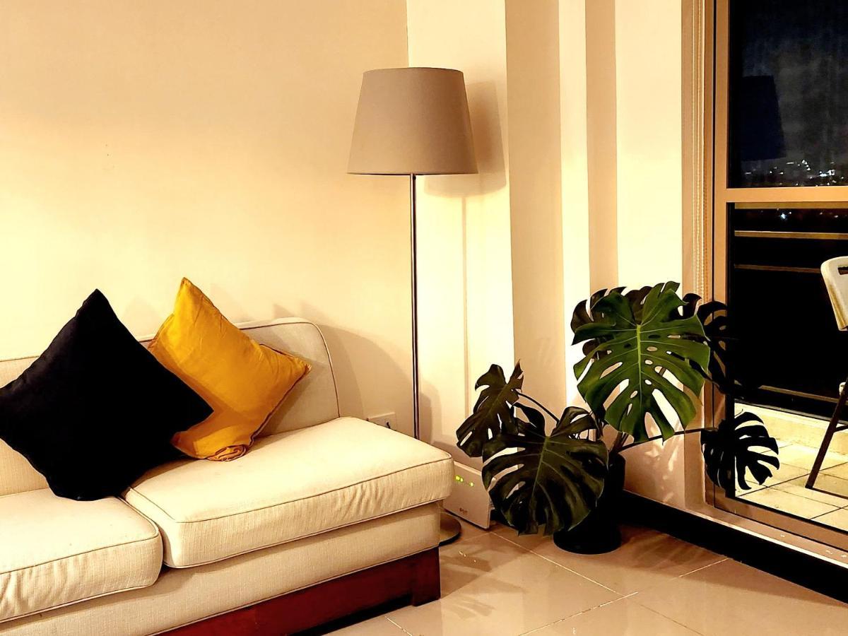 Casa Antonio At Fairway Terraces Family Penthouse 2Br Wi-Fi Nr Golf, Airport, Fort Bgc Manille Extérieur photo