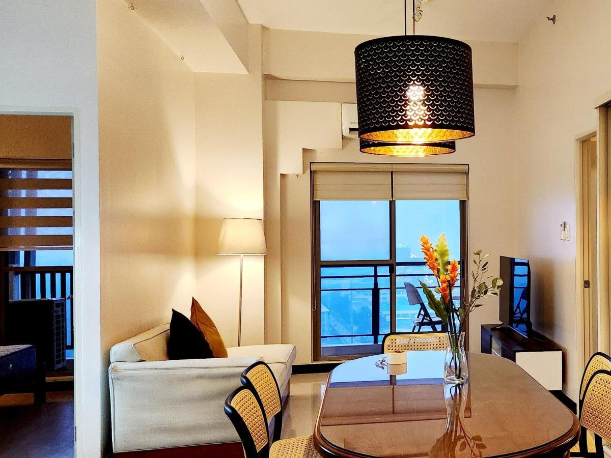 Casa Antonio At Fairway Terraces Family Penthouse 2Br Wi-Fi Nr Golf, Airport, Fort Bgc Manille Extérieur photo