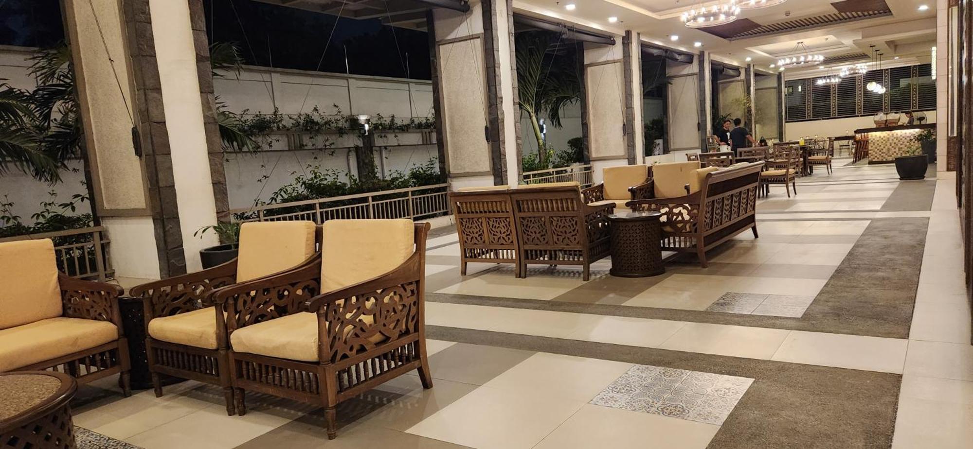Casa Antonio At Fairway Terraces Family Penthouse 2Br Wi-Fi Nr Golf, Airport, Fort Bgc Manille Extérieur photo