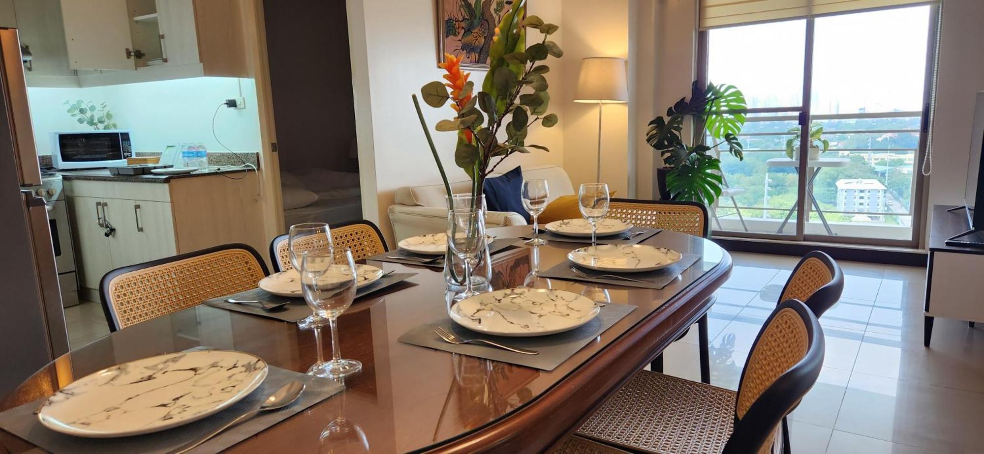 Casa Antonio At Fairway Terraces Family Penthouse 2Br Wi-Fi Nr Golf, Airport, Fort Bgc Manille Extérieur photo